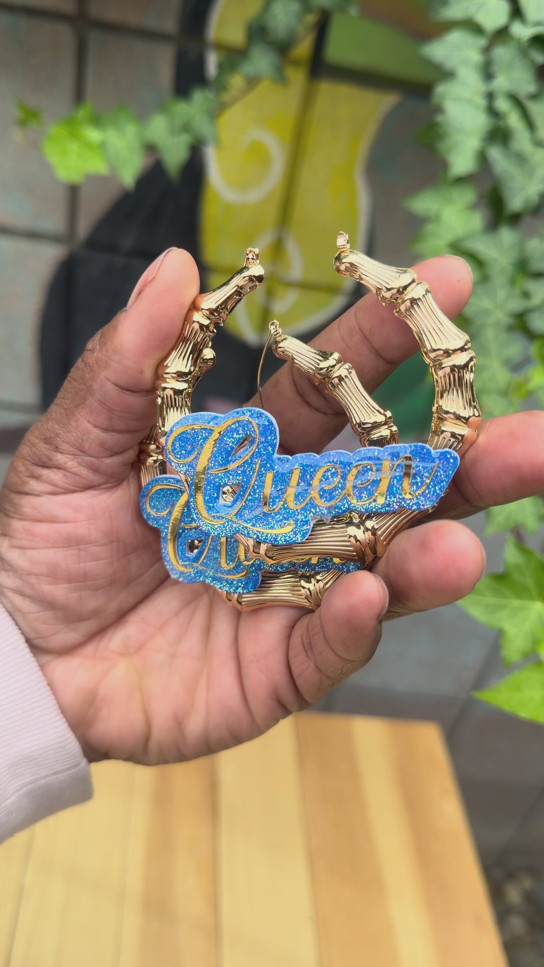 Queen Earrings